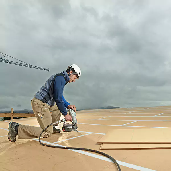 Why McHenry Business Owners Choose McHenry Roofing Pro for Roof Replacement?