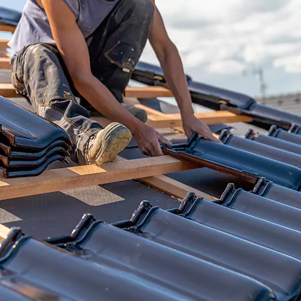 Why McHenry Homeowners Choose McHenry Roofing Pro for Roof and Gutter Repair?