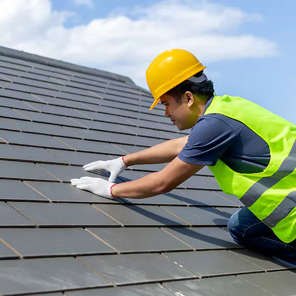 Why McHenry Homeowners Choose McHenry Roofing Pro for Standing Seam Metal Roofing Service?